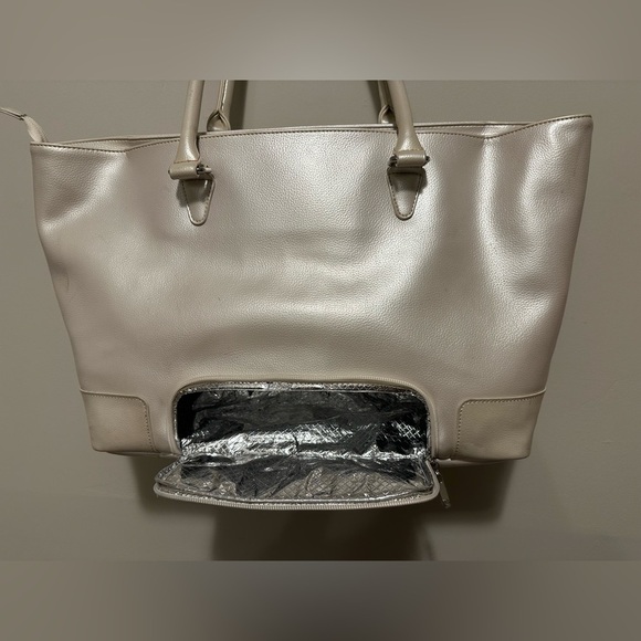 Buffbunny Collection Game Changer Tote Bag - Picture 6 of 16